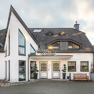 Zur Krone 3*, Meerbusch Germany